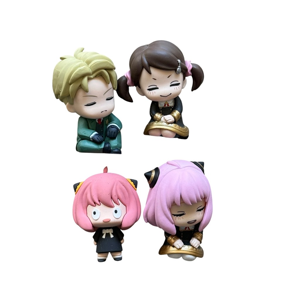 Spy x Family Chibi Figure Lot of 4 Loid Anya Becky Anime Miniatures